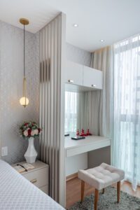 Armários planejados para cozinha compacta em Santo André